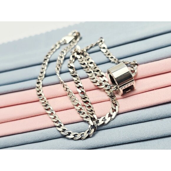 Gucci G Cut Out Round Circle Sterling Silver Charm Pendant Curb Chain Necklace - Picture 1 of 16